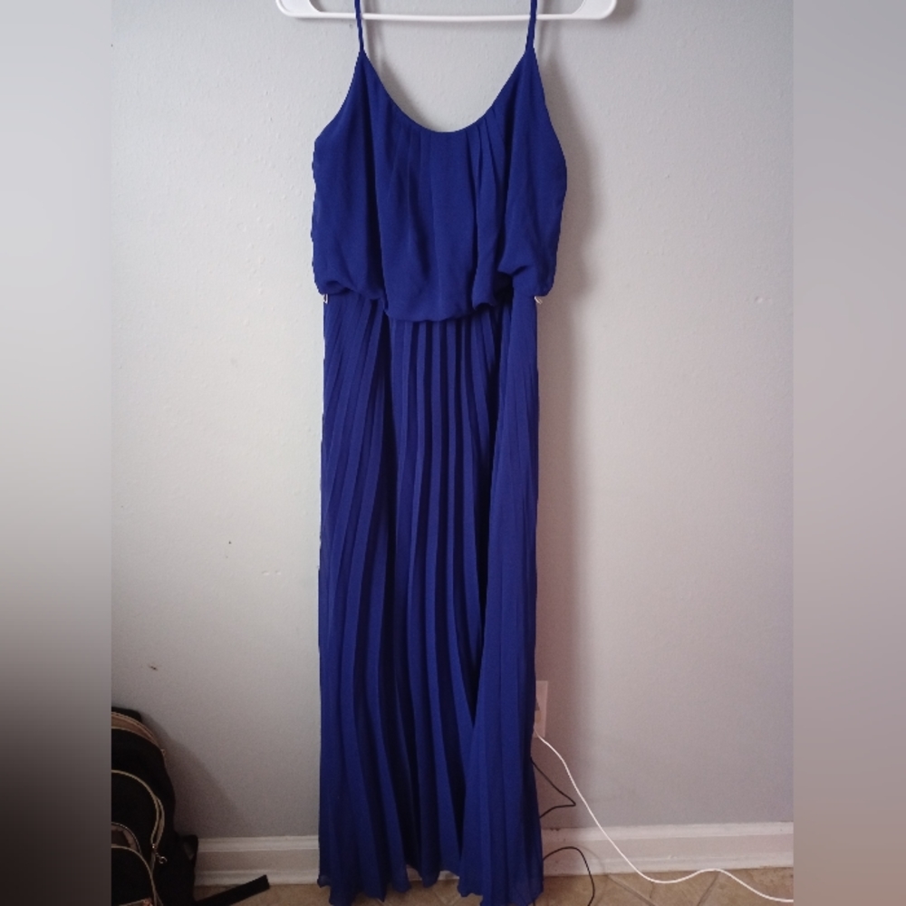 Blue dress